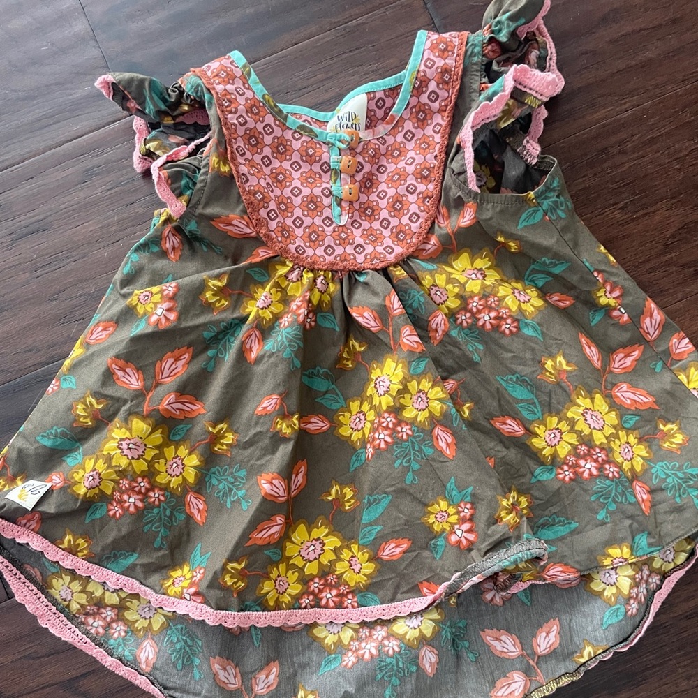 Wild flowers tunic